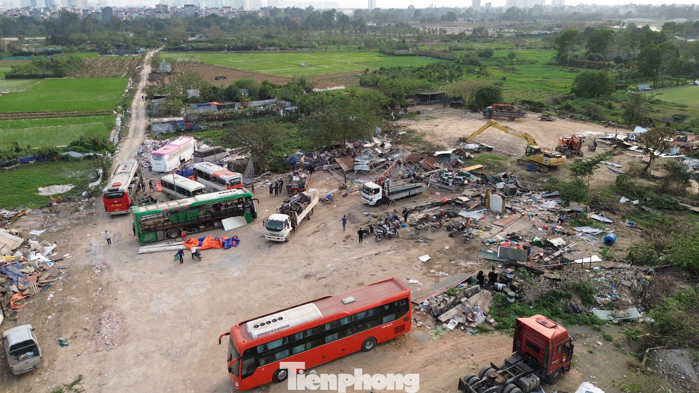 Trao đổi với PV Tiền Phong, UBND phường Mễ Trì cho biết khu đất cưỡng chế có nguồn gốc là đất nông nghiệp với diện tích khoảng 4,3 ha.