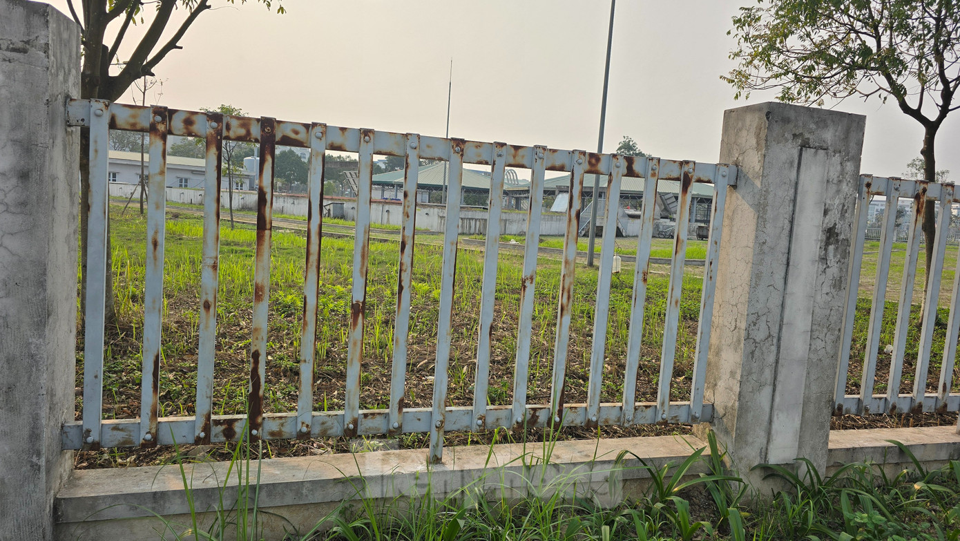 Các khó khăn này đã được Sở Xây dựng báo cáo UBND thành phố. Sở cũng đã xây dựng xong dự toán đấu thầu quản lý vận hành giai đoạn 2025-2027. Việc đấu thầu đơn vị vận hành sẽ tiến hành quý I. Các khó khăn này đã được Sở Xây dựng báo cáo UBND thành phố. Sở cũng đã xây dựng xong dự toán đấu thầu quản lý vận hành giai đoạn 2025-2027. Việc đấu thầu đơn vị vận hành sẽ tiến hành quý I.