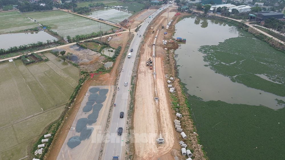 Ngày 11/3/2024, UBND thành phố Hà Nội đã ban hành Quyết định phê duyệt Dự án thành phần 1.2 về Bồi thường, hỗ trợ và tái định cư thực hiện GPMB trên địa bàn huyện Chương Mỹ. Ngay sau đó, UBND huyện đã tập trung các đơn vị liên quan thực hiện công tác bồi thường, hỗ trợ và tái định cư dự án theo quy định.