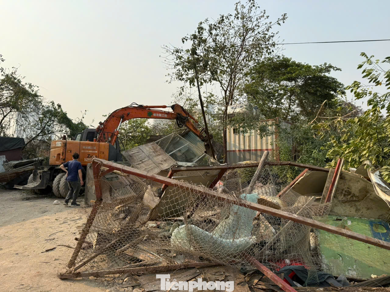 Đến nay cơ bản toàn bộ các đối tượng đều nghiêm túc chấp hành việc tự giác tháo dỡ công trình vi phạm và di dời tài sản ra khỏi khu đất.