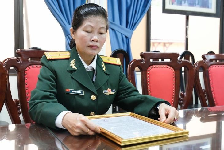 Bà Nguyễn Thị Miếm tại buổi lễ Bà Nguyễn Thị Miếm tại buổi lễ