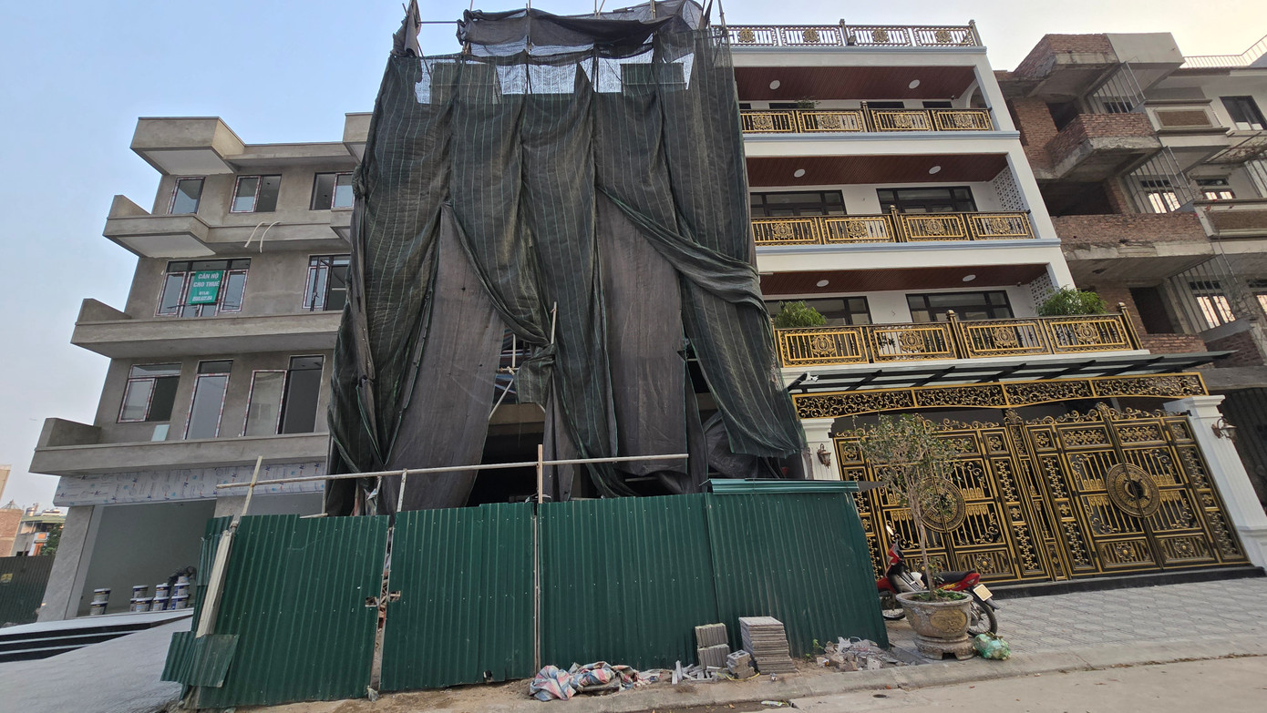 Căn nhà số 40 (che lưới đen) liên quan đến vụ án Căn nhà số 40 (che lưới đen) liên quan đến vụ án