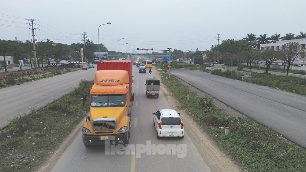 Trước đó, UBND thành phố Hà Nội đã có Quyết định số 969/QĐ-UBND ngày 18/3/2022 về việc phê duyệt dự án Cải tạo, nâng cấp đường Quốc lộ 6 đoạn Ba La - Xuân Mai.