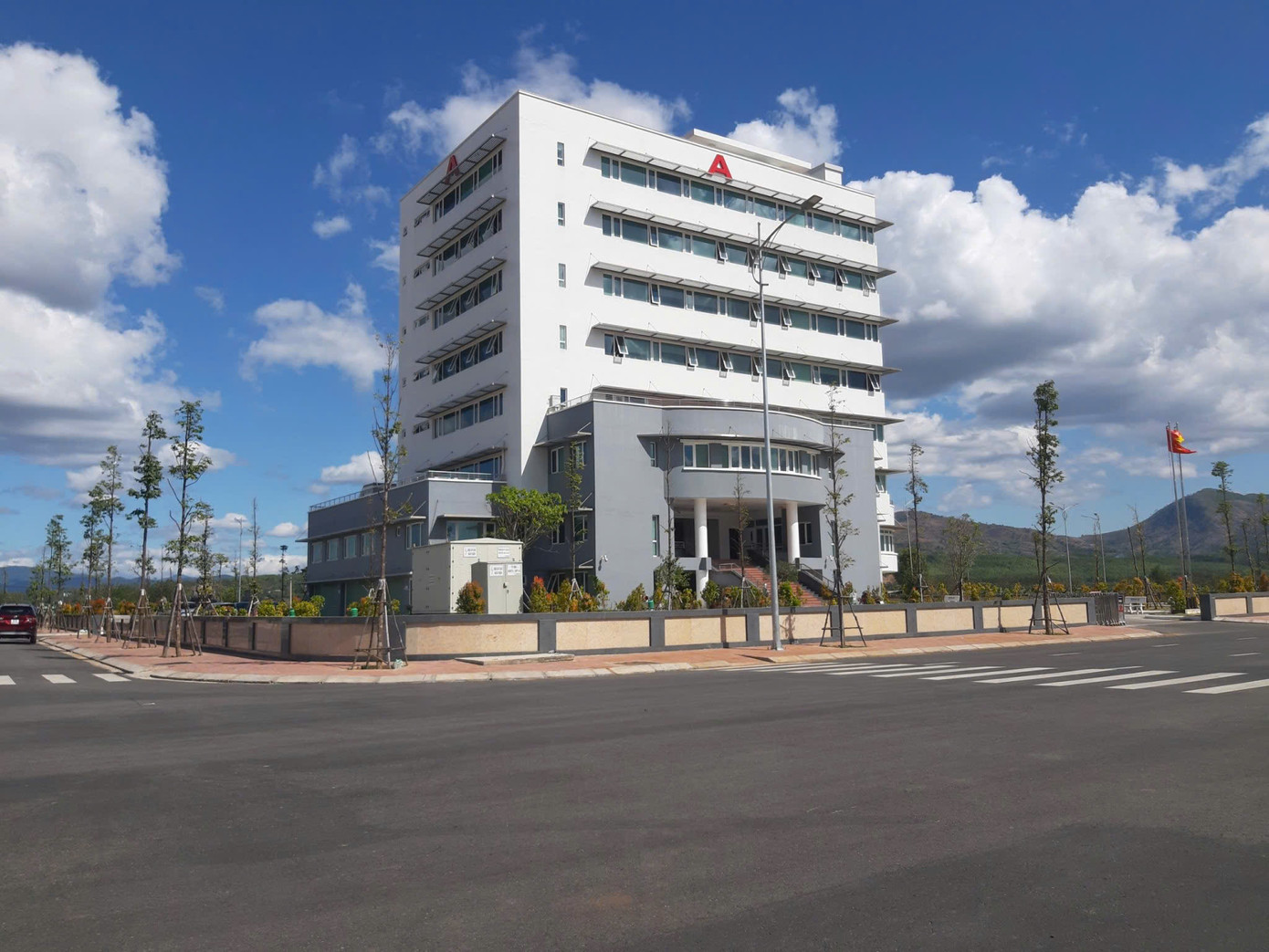 Kon Tum sáp nhập giảm 5 sở và kết thúc hoạt động 5 đơn vị đầu mối cấp tỉnh