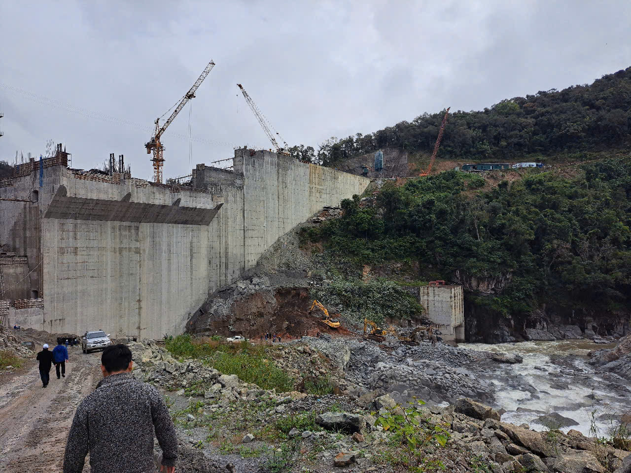 Hiện trường nơi xảy ra vụ việc Hiện trường nơi xảy ra vụ việc