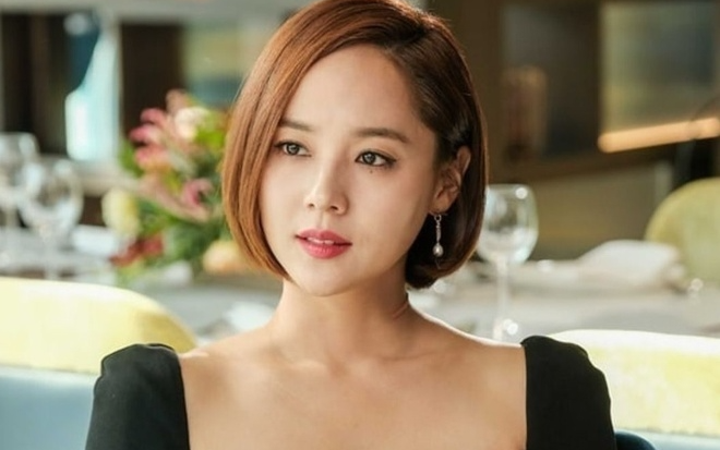 Nếu muốn giải quyết vấn đề, tìm đến một hoặc hai chuyên gia đã là nhiều. Nếu muốn giải quyết vấn đề, tìm đến một hoặc hai chuyên gia đã là nhiều.