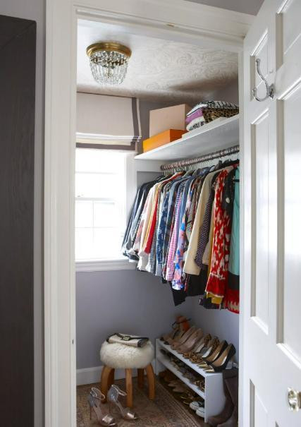 Closet đôi khi là tận dụng một nhà kho bé xíu.