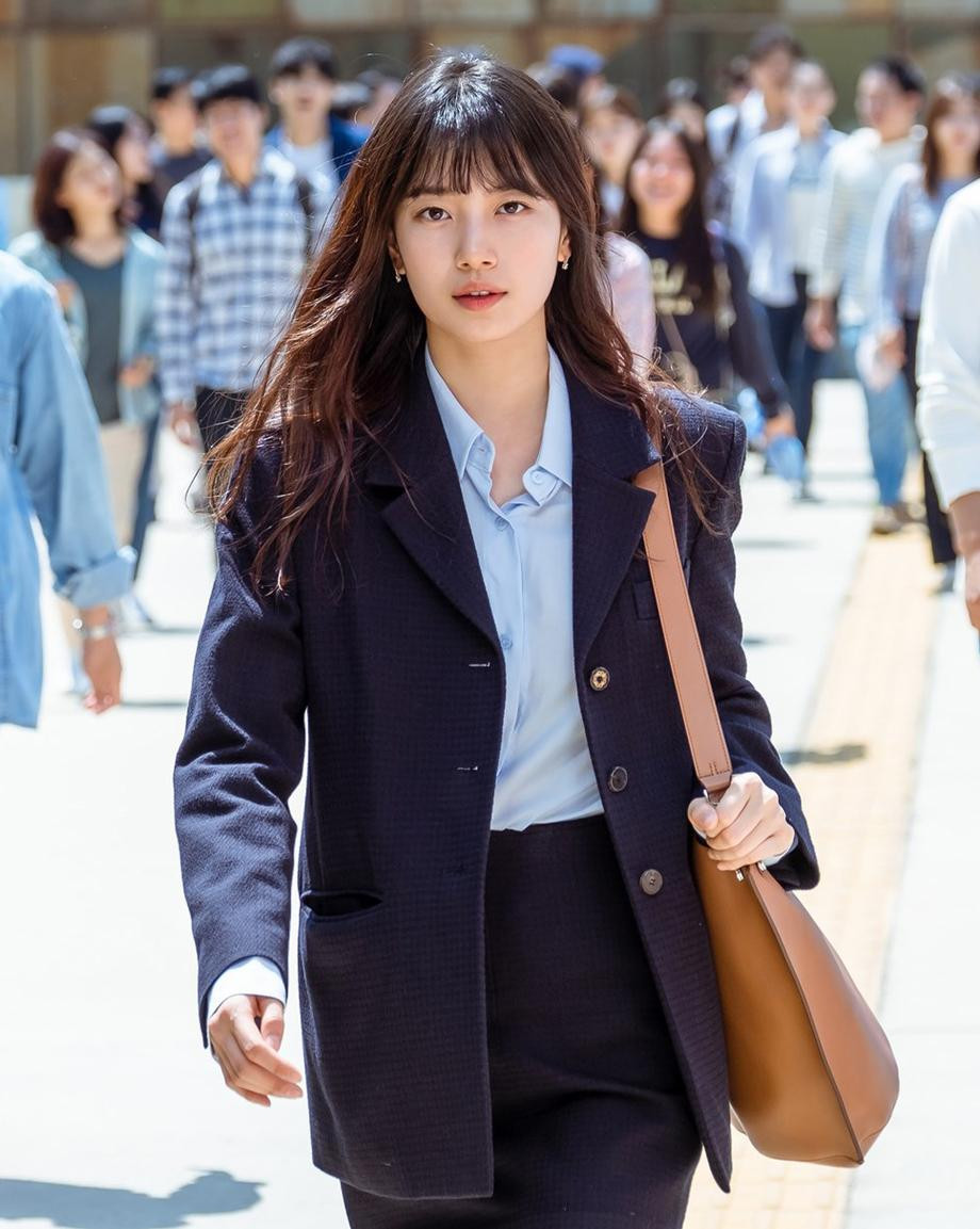 Đa số chúng ta phải làm việc và nỗ lực để đạt được những gì chúng ta muốn. Đa số chúng ta phải làm việc và nỗ lực để đạt được những gì chúng ta muốn.