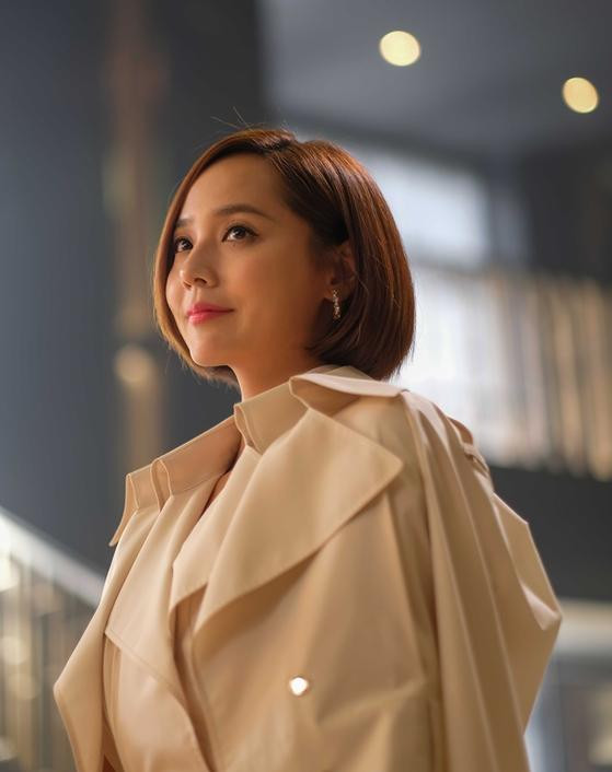 Bạn nghĩ cái lợi trước mắt, bạn không bao giờ là người dẫn đầu. Bạn nghĩ cái lợi trước mắt, bạn không bao giờ là người dẫn đầu.