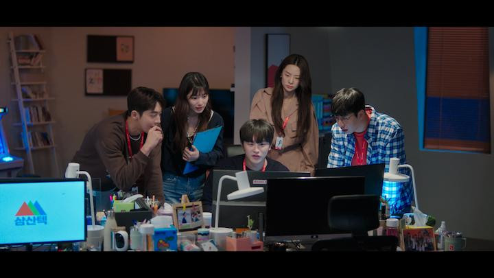 Siêng năng nhiệt tình là tốt, nhưng nhất định phải có chính kiến riêng. Siêng năng nhiệt tình là tốt, nhưng nhất định phải có chính kiến riêng.