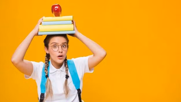 Mục tiêu rõ ràng rồi thì không quá quan tâm xung quanh bàn tán nữa. Mục tiêu rõ ràng rồi thì không quá quan tâm xung quanh bàn tán nữa.