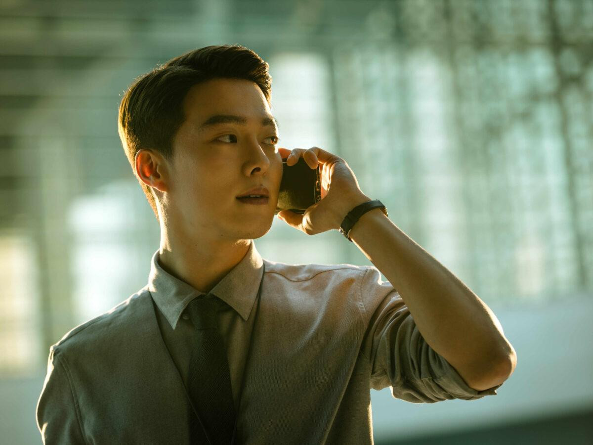 Bạn không thể kiểm soát được mọi thứ, đó là chân lí không thể chối cãi. Bạn không thể kiểm soát được mọi thứ, đó là chân lí không thể chối cãi.