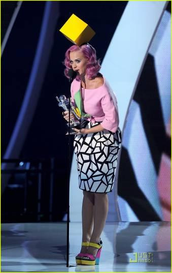 Các nghệ sỹ như Lady Gaga hay Katy Perry là trường hợp được đặc cách.