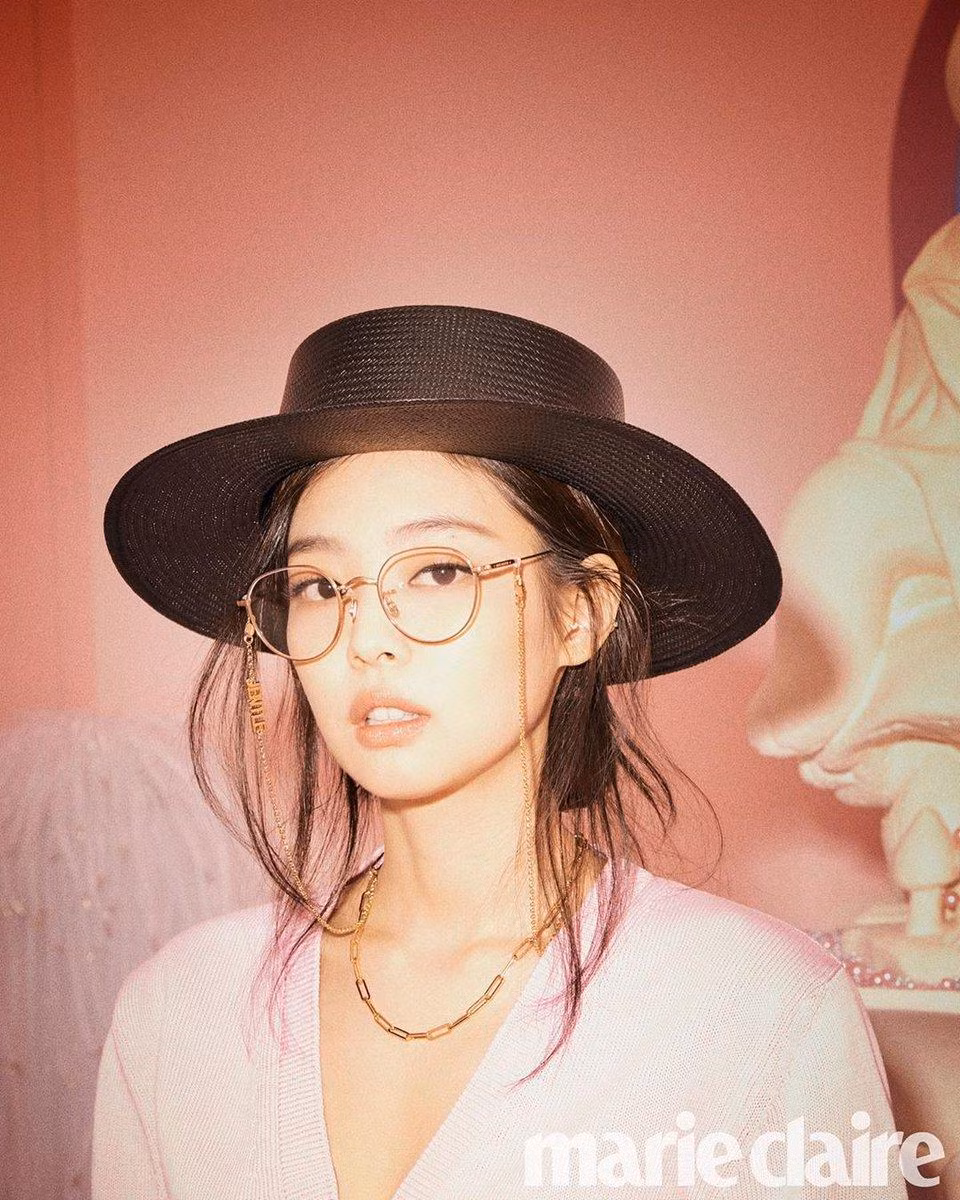 Một chiếc nón kiểu này là thứ bạn nhất định phải tìm mua bằng được.