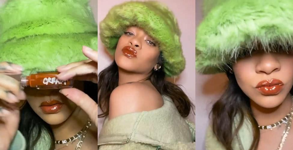 Rihanna đội nón bông xù xanh lá rất nhiều lần.