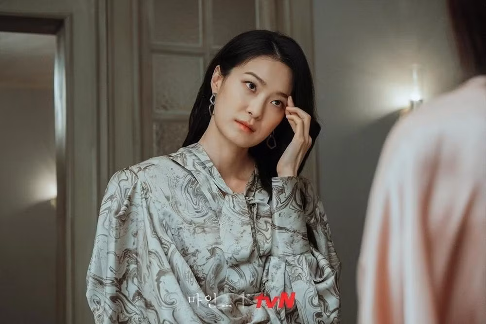 Để giữ cho bản thân bình tĩnh trở lại, bạn hãy cố gắng từ từ hít vào, giữ 1 giây và thở ra một hơi nhẹ nhàng. Để giữ cho bản thân bình tĩnh trở lại, bạn hãy cố gắng từ từ hít vào, giữ 1 giây và thở ra một hơi nhẹ nhàng.