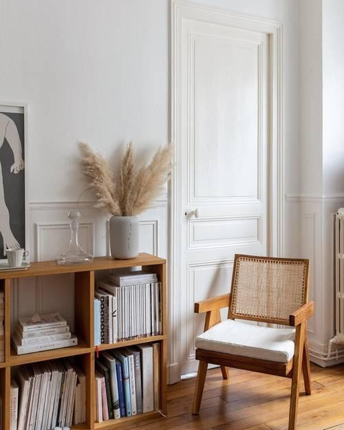 Nó là nơi họ thường ngồi để đọc sách, nhâm nhi café, ngắm hoàng hôn hoặc ngắm mưa, quá lãng mạn phải không? Nó là nơi họ thường ngồi để đọc sách, nhâm nhi café, ngắm hoàng hôn hoặc ngắm mưa, quá lãng mạn phải không?