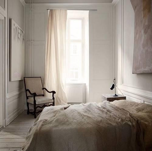 Ở phòng ngủ, sự thoải mái được ưu tiên hơn là cái đẹp hào nhoáng Ở phòng ngủ, sự thoải mái được ưu tiên hơn là cái đẹp hào nhoáng