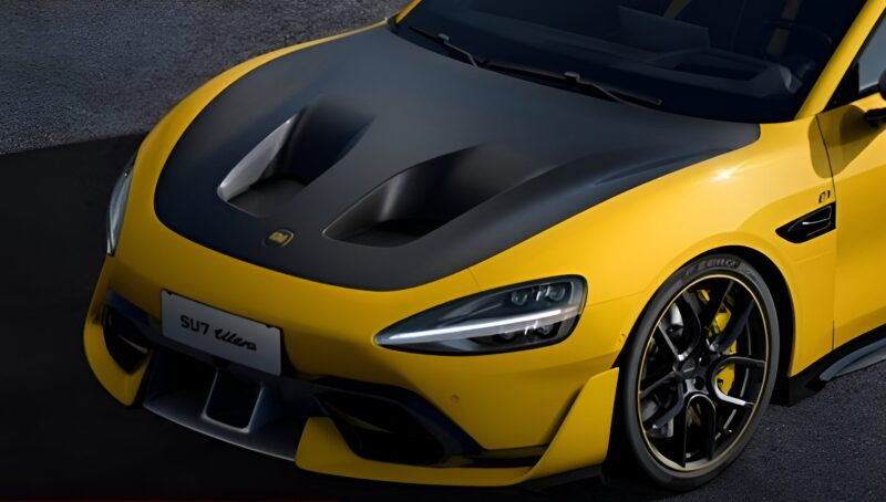 Nắp ca-pô sợi carbon trên Xiaomi SU7 Ultra có giá hơn 150 triệu đồng nhưng không mang lại hiệu quả nào về khí động học như quảng cáo.