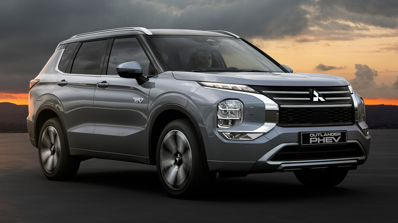 Mitsubishi Outlander PHEV 2025. Mitsubishi Outlander PHEV 2025.