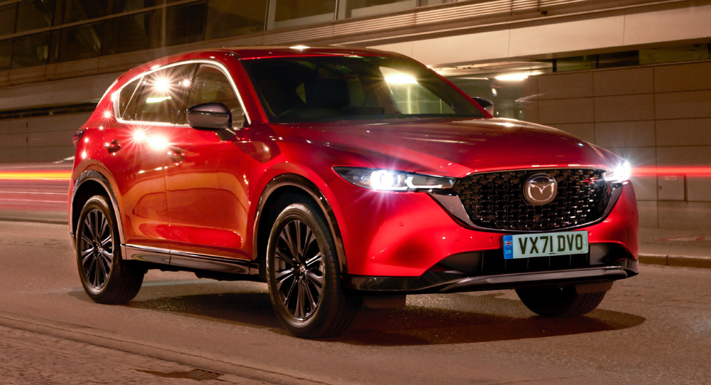 CX-5 là mẫu xe bán chạy nhất của Mazda trên toàn cầu. CX-5 là mẫu xe bán chạy nhất của Mazda trên toàn cầu.