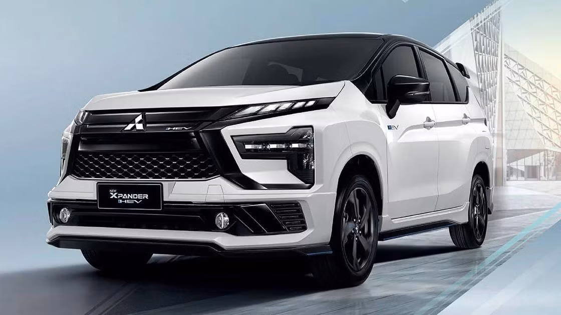 Mitsubishi Xpander HEV PLAY.