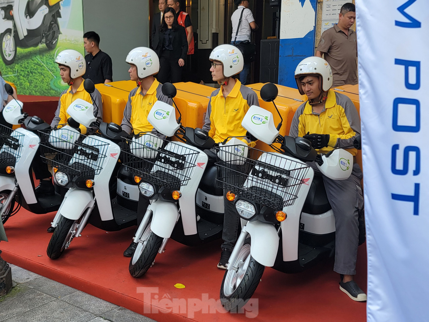 Xe máy điện Honda Benly e: được thiết kế chuyên dụng phục vụ vận chuyển hàng hóa.