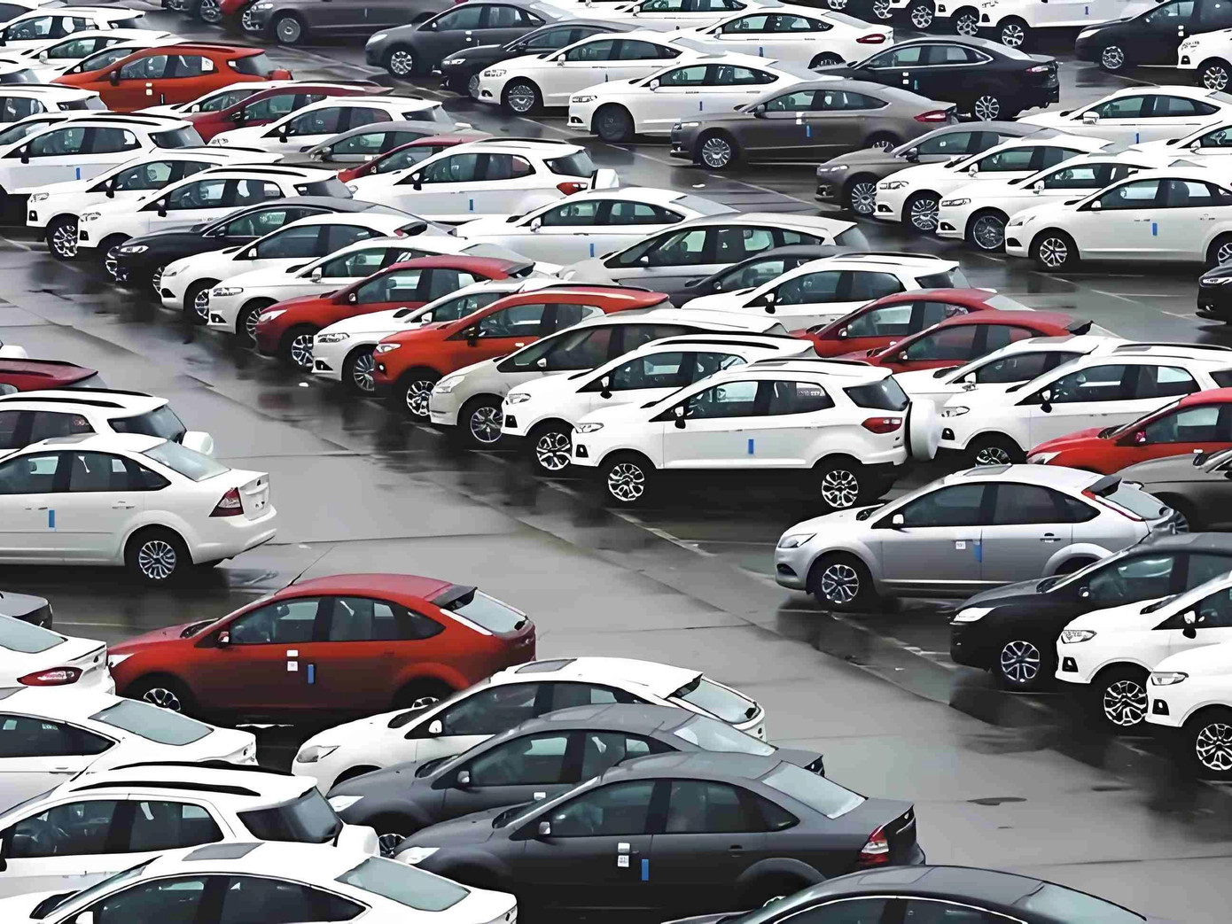 Hàng trăm nghìn chiếc xe cũ xuất khẩu từ Trung Quốc được cho là chưa từng lăn bánh.