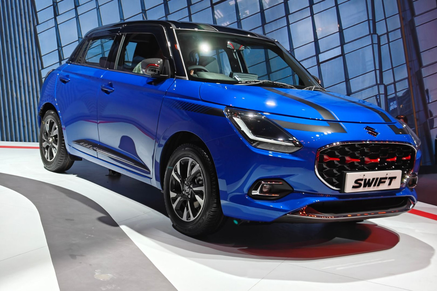 Suzuki Swift thế hệ thứ 4 ra mắt lần đầu tại Ấn Độ vào tháng 5/2024. Suzuki Swift thế hệ thứ 4 ra mắt lần đầu tại Ấn Độ vào tháng 5/2024.