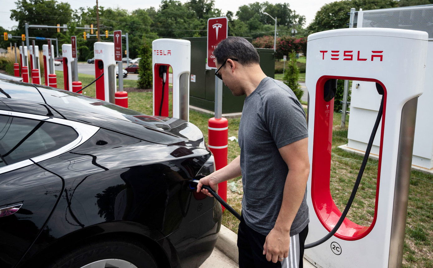 Lượng khách hàng sử dụng trạm sạc Supercharger ngày càng tăng xuất phát từ sự mở rộng các thương hiệu đối tác của Tesla.