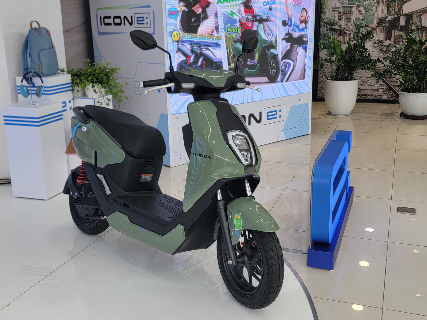Honda ICON e: được sản xuất tại Việt Nam.
