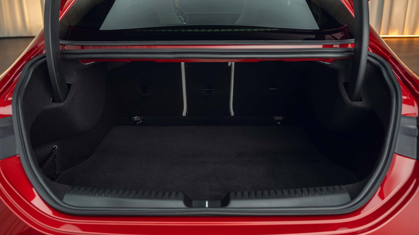 Mẫu xe điện đi được xa nhất của Mercedes ảnh 8