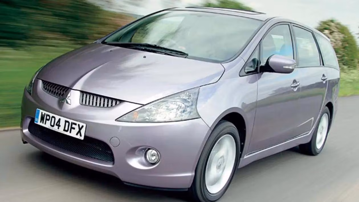 Mitsubishi Grandis là dòng xe gia đình 7 chỗ được sản xuất từ 2003-2011. Mitsubishi Grandis là dòng xe gia đình 7 chỗ được sản xuất từ 2003-2011.