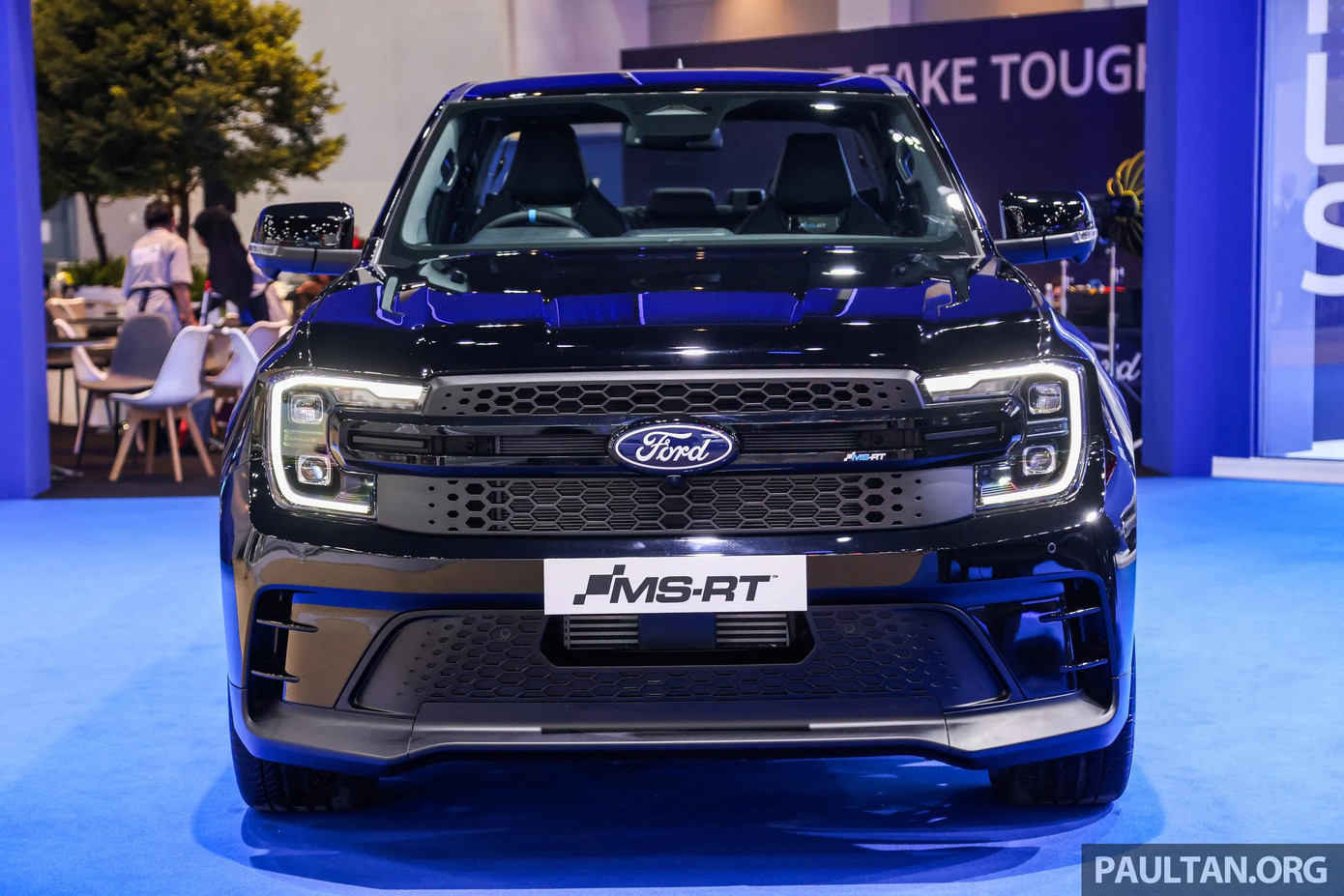 Ban đầu, Ford Ranger MS-RT là sản phẩm chỉ dành riêng cho thị trường châu Âu. Mẫu xe này chỉ mới có mặt Thái Lan từ cuối năm 2024 với số lượng giới hạn 200 chiếc.