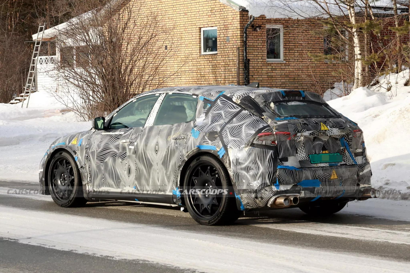 Nguyên mẫu chạy thử của xe điện Ferrari Elettrica.