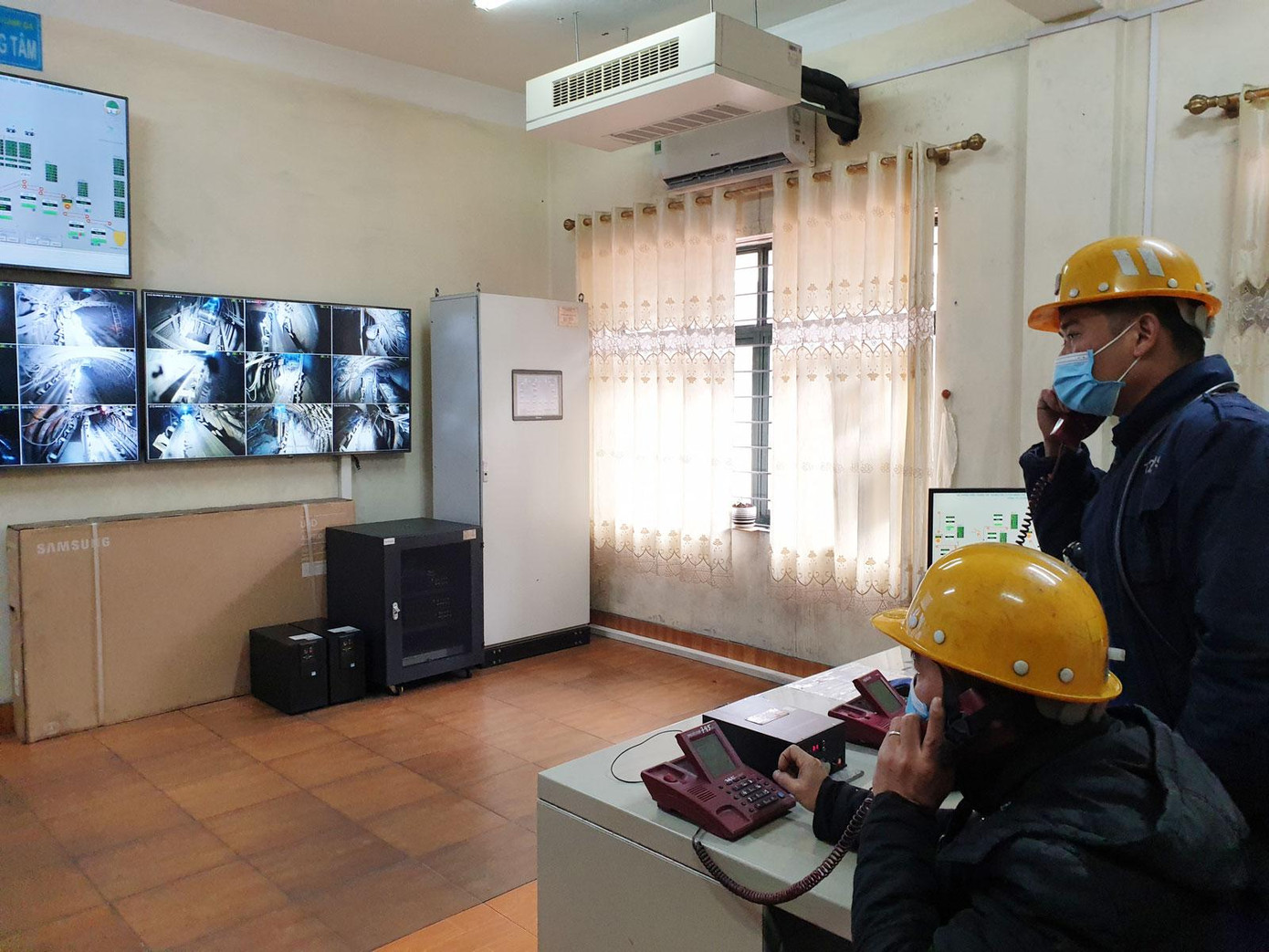 Phòng điều khiển trung tâm Hệ thống tự động hóa băng tải Khu giếng Cánh Gà Than Vàng Danh Phòng điều khiển trung tâm Hệ thống tự động hóa băng tải Khu giếng Cánh Gà Than Vàng Danh