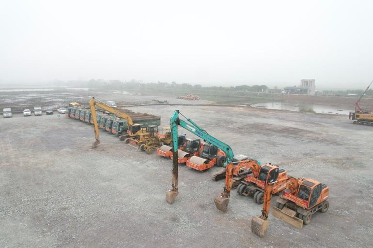 Nghi thức khởi công dự án.