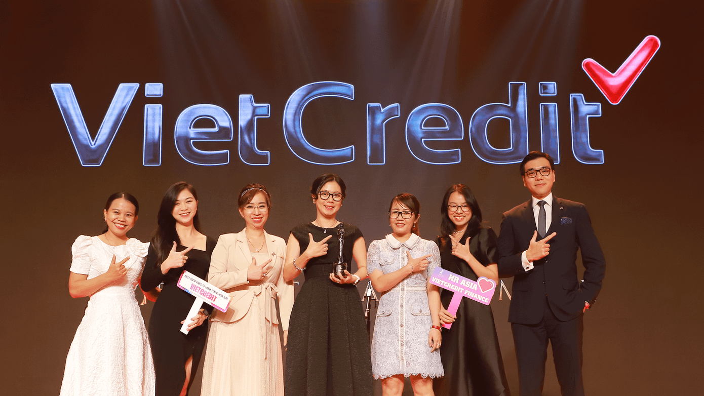 Đại diện VietCredit tham dự Lễ trao giải “Nơi làm việc tốt nhất châu Á” 2021 Đại diện VietCredit tham dự Lễ trao giải “Nơi làm việc tốt nhất châu Á” 2021