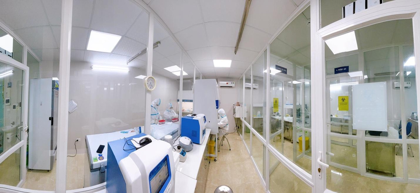 Phòng LAB được đầu tư với trang thiết bị hiện đại