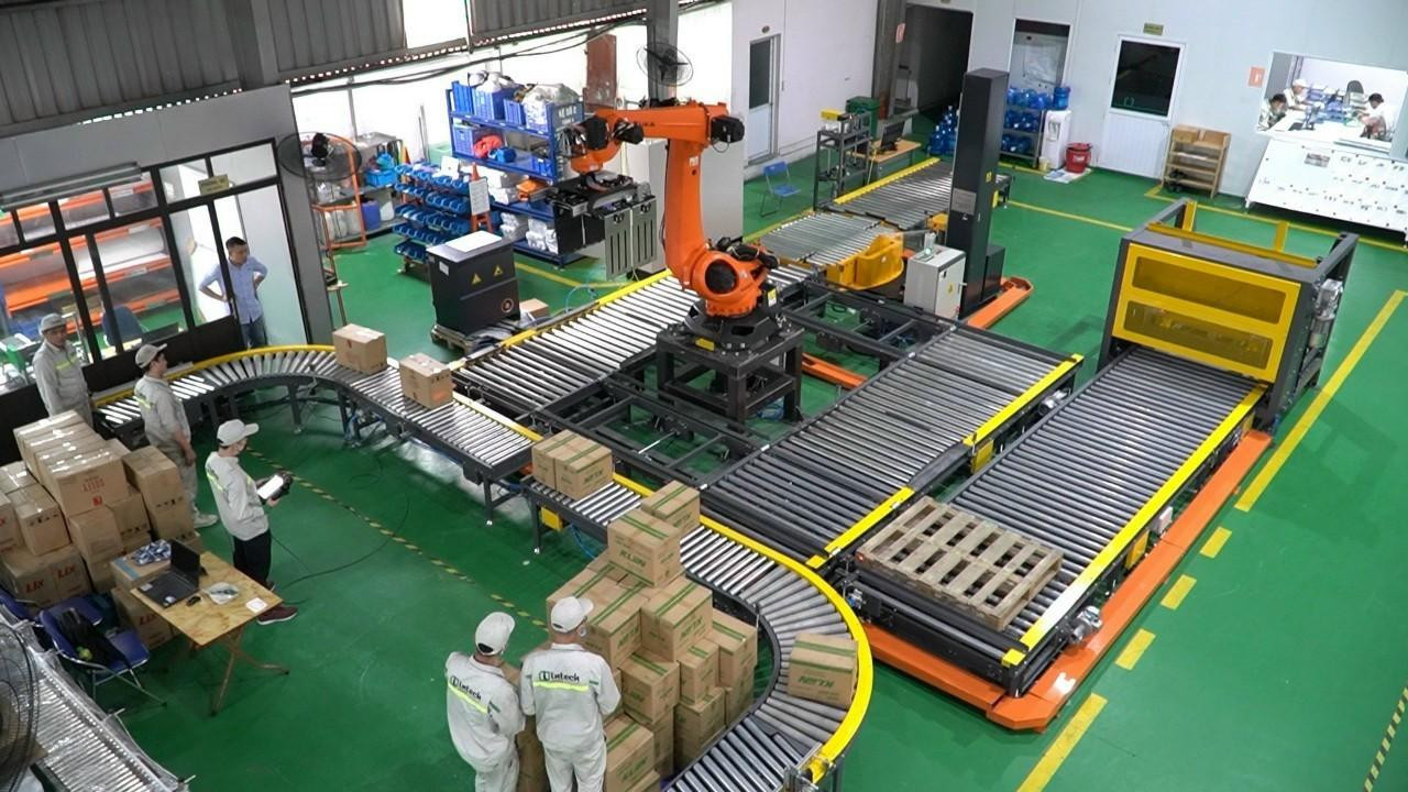 Hệ thống băng tải tự động - giải pháp tối ưu vận chuyển hàng hóa trong nhà máy sản xuất Hệ thống băng tải tự động - giải pháp tối ưu vận chuyển hàng hóa trong nhà máy sản xuất