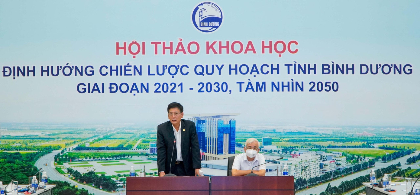 Ông Mai Hùng Dũng, Phó Chủ tịch Thường trực UBND tỉnh Bình Dương phát biểu kết luận tại hội thảo