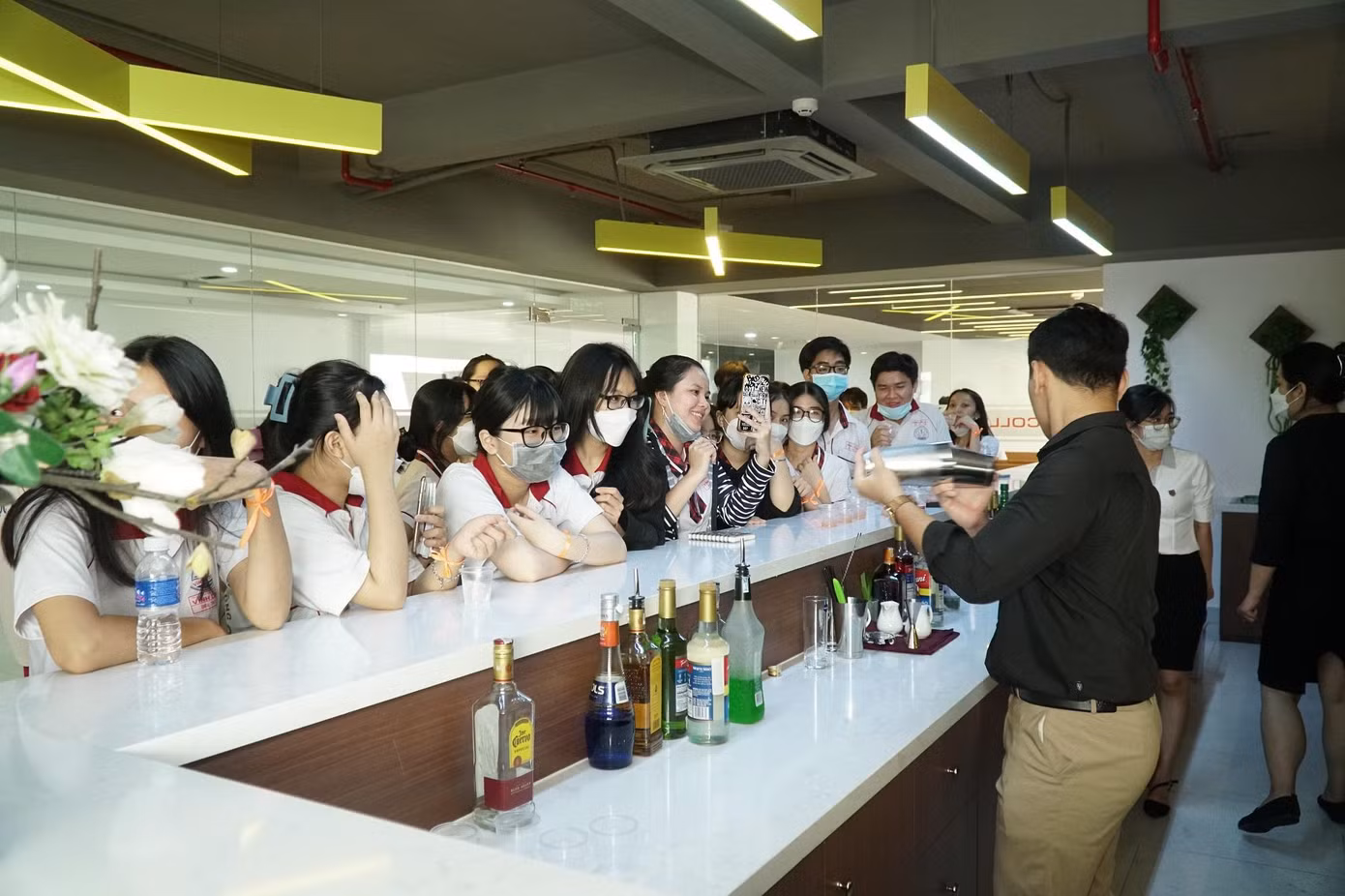 Sinh viên trường Cao đẳng Nova được trang bị cả nghiệp vụ chuyên môn lẫn kỹ năng mềm