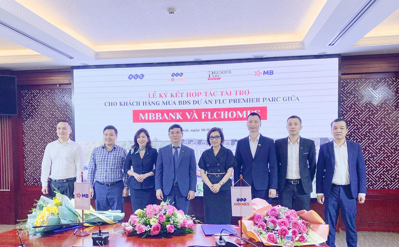 Lễ Ký kết hợp tác giữa MB và FLCHomes đáp ứng nhu cầu mua BĐS của khách hàng tại dự án FLC Premier Parc.