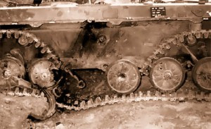 Xe bộ binh cơ giới bị phá hủy khi đạn trúng thân xe