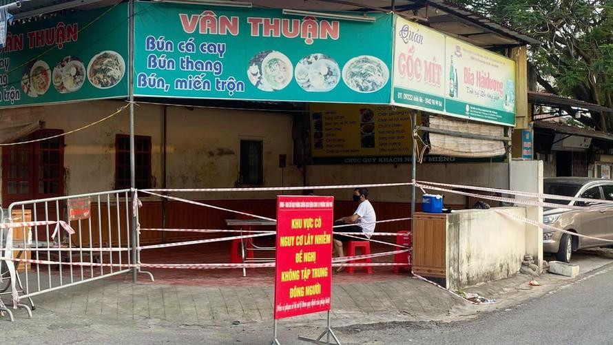 Chốt phong tỏa xóm Gốc Mít, TP Hải Dương. Chốt phong tỏa xóm Gốc Mít, TP Hải Dương.