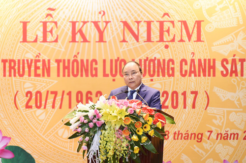 Thủ tướng dự kỷ niệm 55 năm Ngày truyền thống lực lượng CSND ảnh 2
