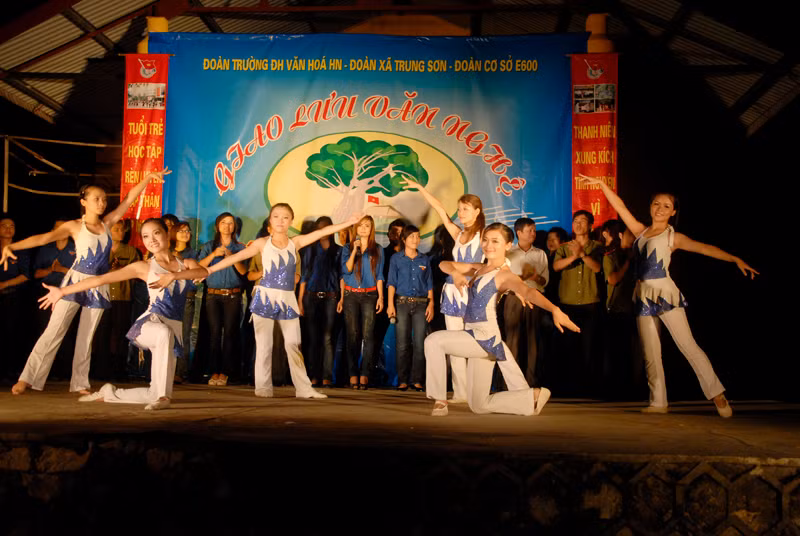 Giao lưu văn nghệ - Tuyên Quang