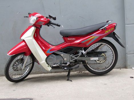 Suzuki RGV là biểu tượng xe côn tay đẳng cấp tại thị trường Việt Nam