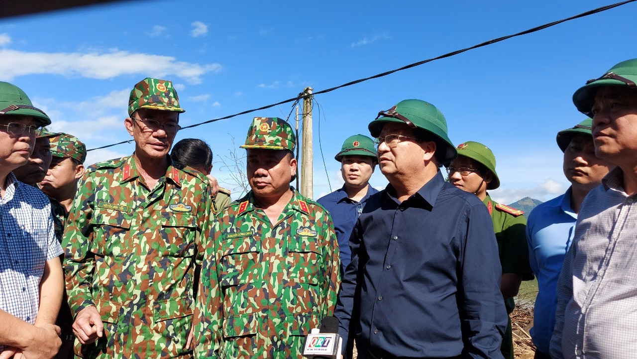 Vụ sạt lở 43 người mất tích ở Quảng Nam: Tìm được hàng chục người còn sống ảnh 22