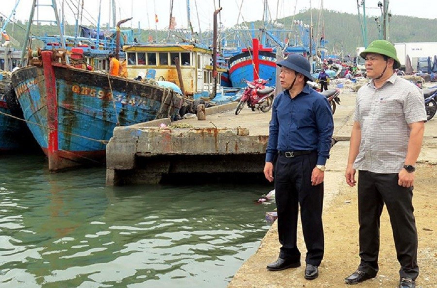 Trực thăng, xe bọc thép sẵn sàng ứng phó với bão số 9 ảnh 3